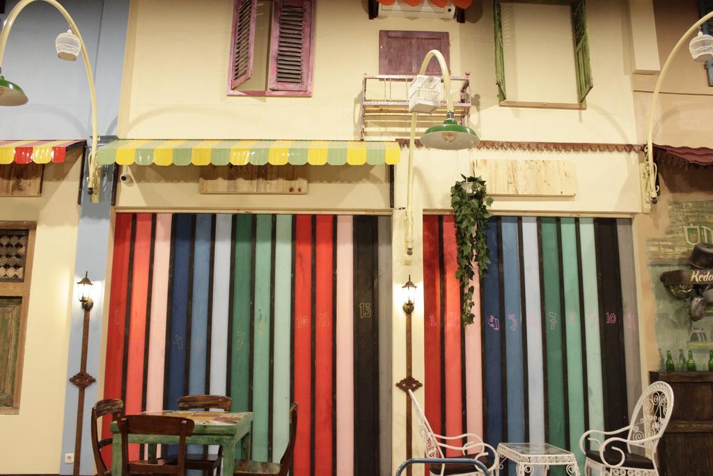 Omah Njonja Bed & Brasserie Jogjacarta Exterior foto