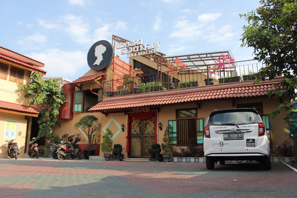 Omah Njonja Bed & Brasserie Jogjacarta Exterior foto